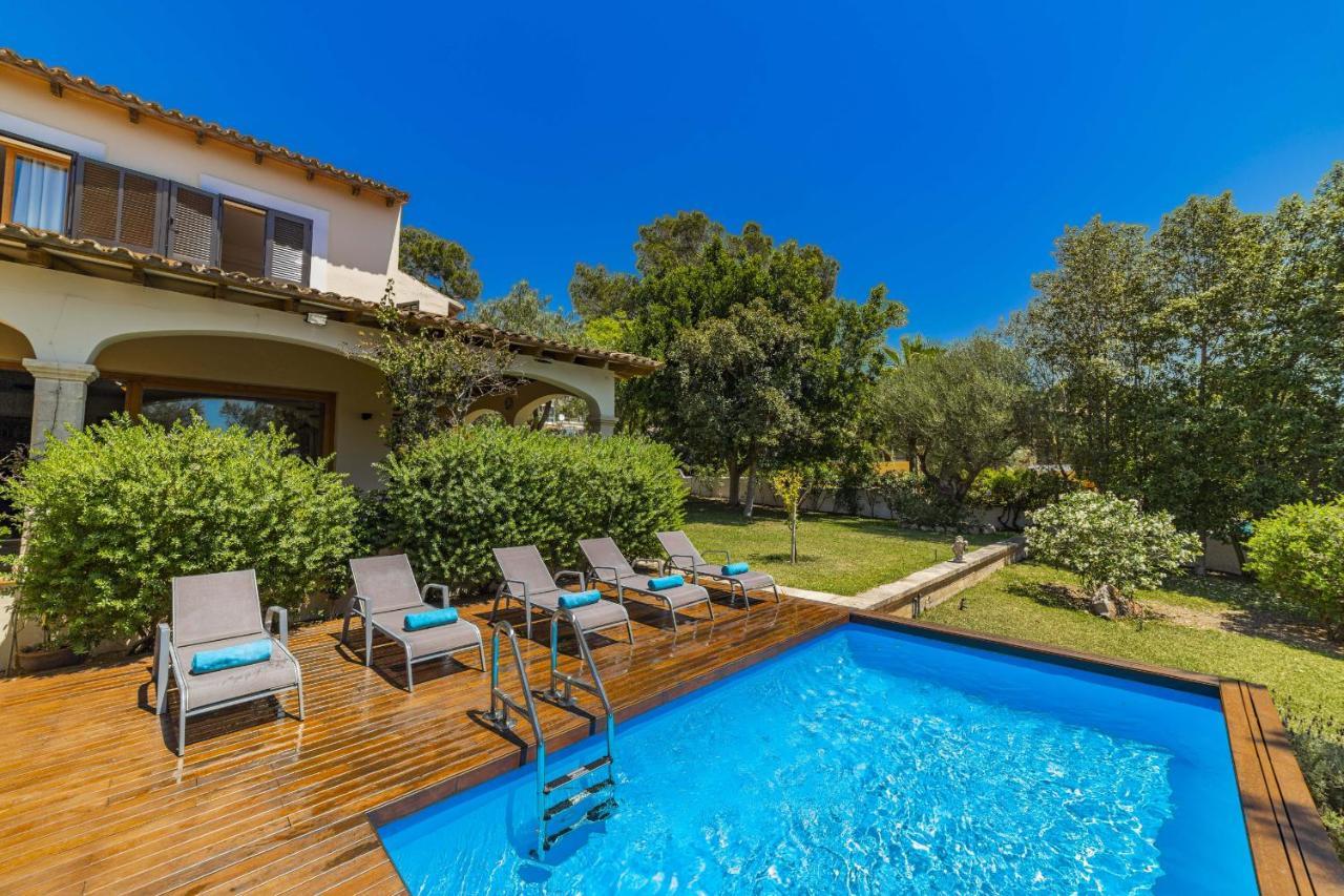 Villa Alcanada Garden Alcudia  Ngoại thất bức ảnh