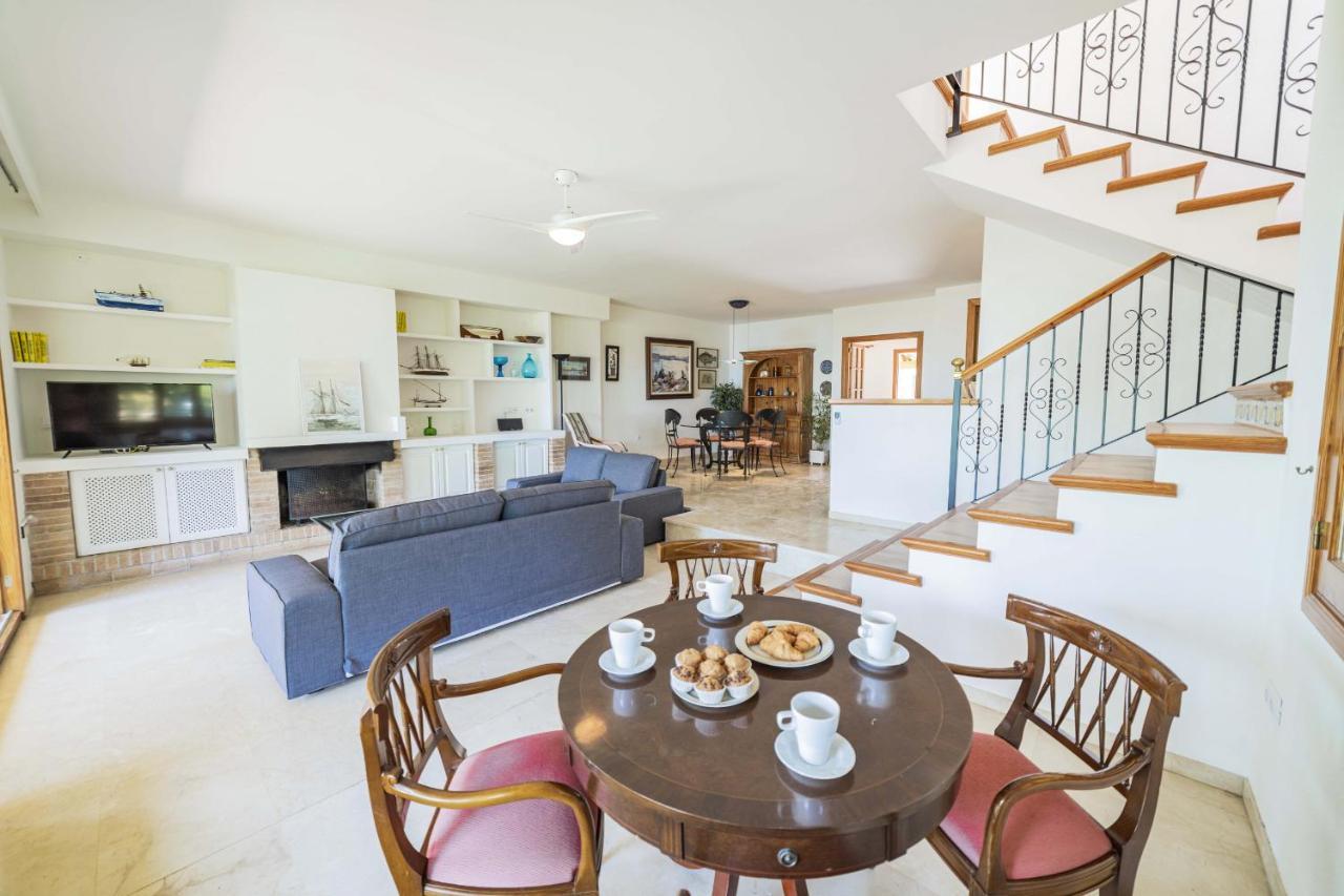 Villa Alcanada Garden Alcudia  Ngoại thất bức ảnh